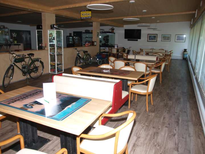 Freuler's Race Café