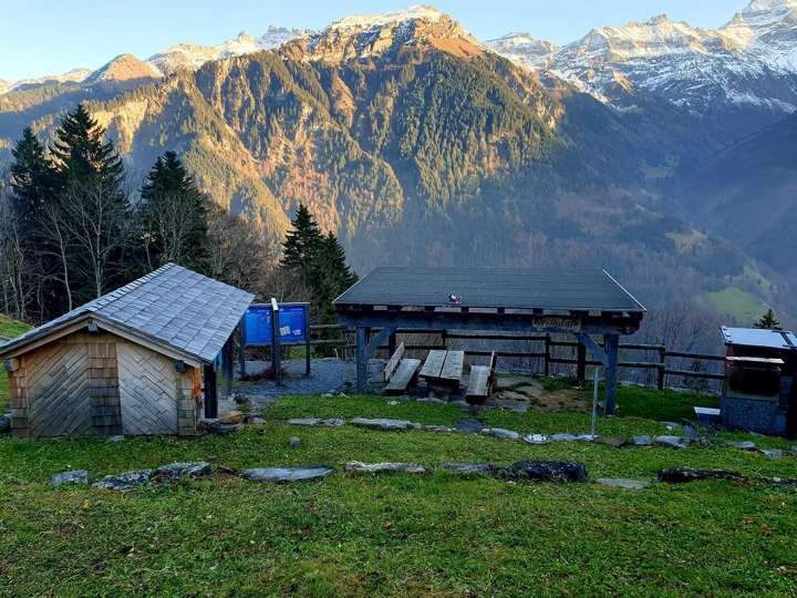 Feuerstelle Dorf – Musiktruhe