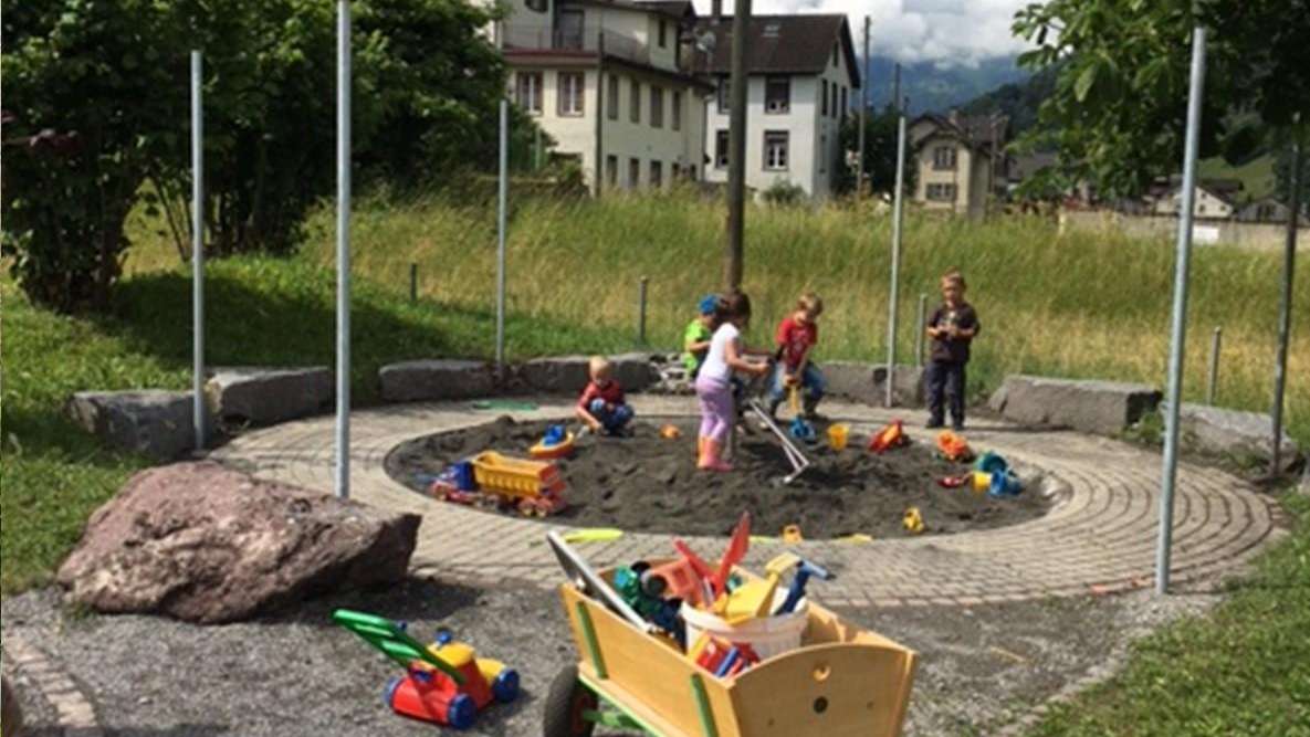 Spielplatz Diesbach, beim ehem. Gemeindehaus