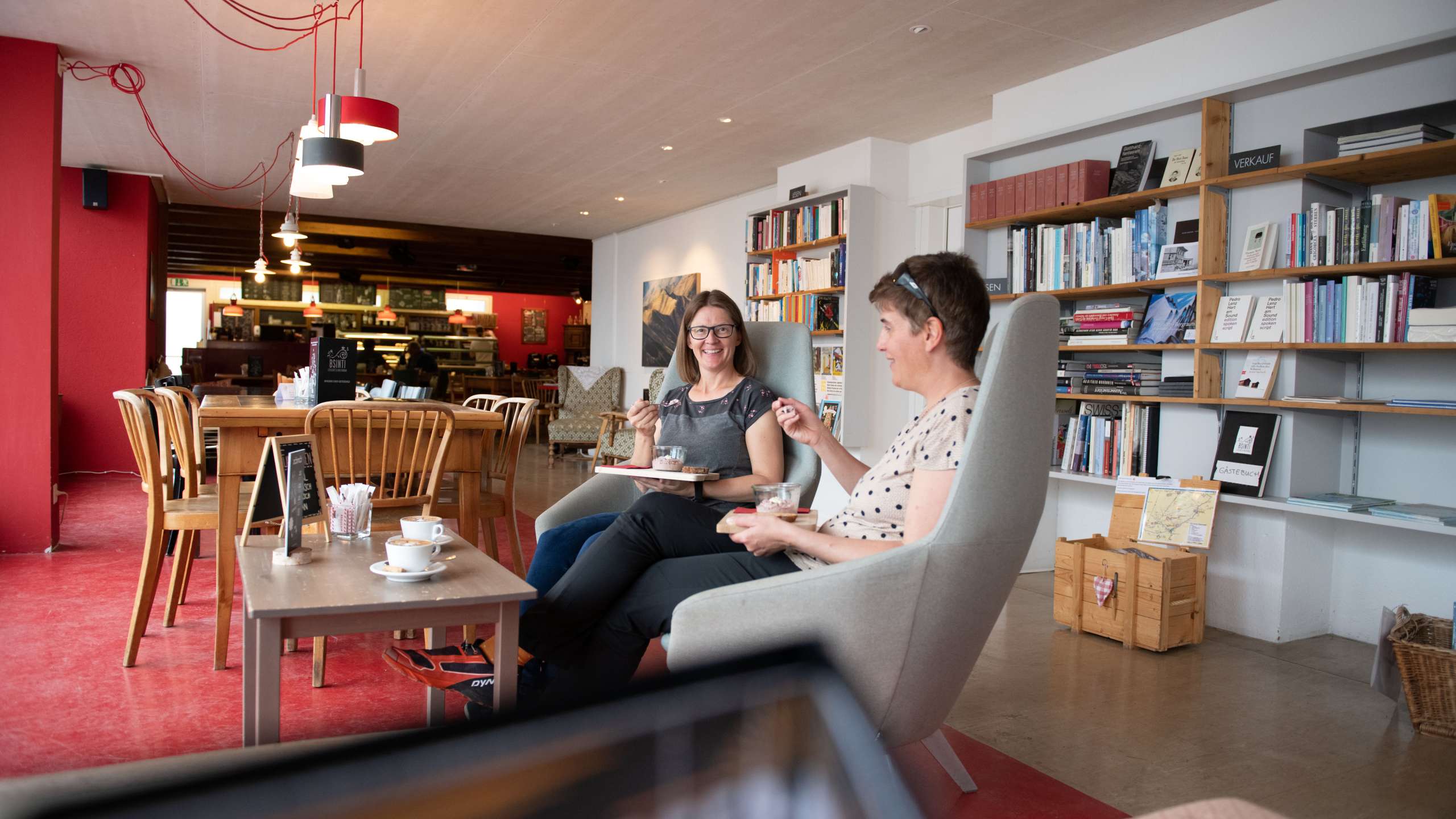 BSINTI - Lesecafé & Kulturbar