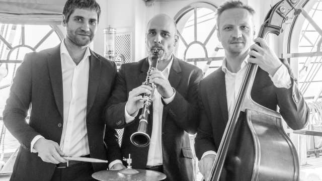 Sommerfest: Das BSINTI in Feierlaune