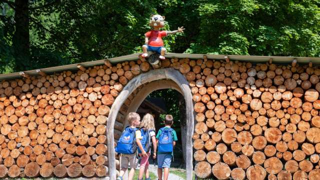 Spiel & Spass mit Eichi in Linthal, Dienstag 4. August 2026