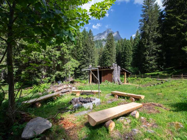 Feuerstelle beim Tipi-Platz, Braunwald