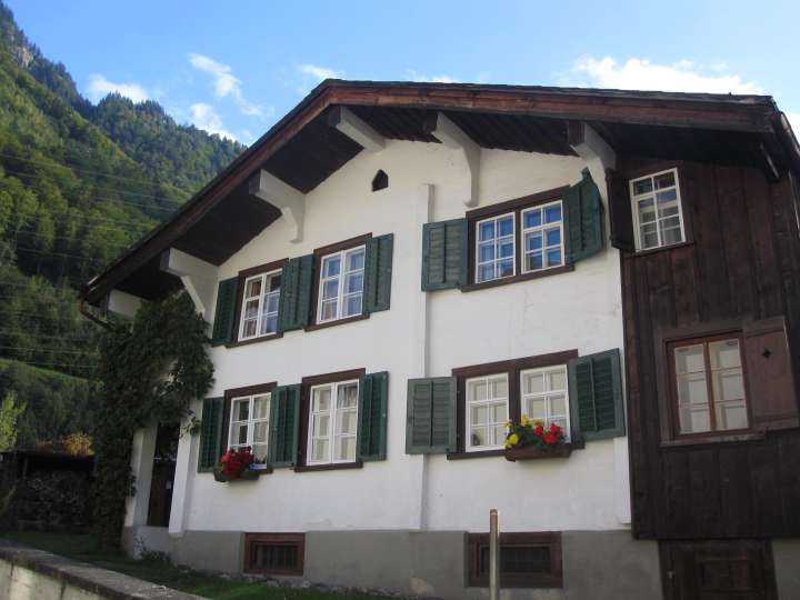 B&B näbed dr Chilchä