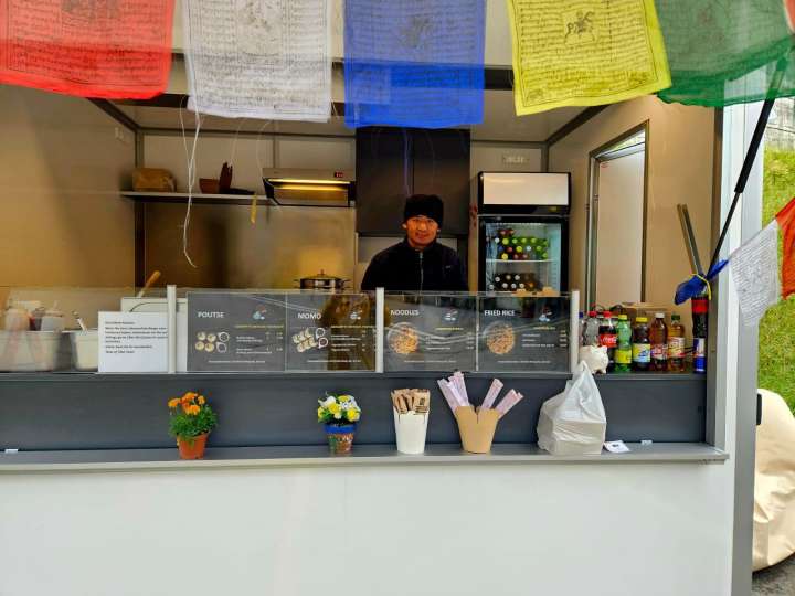 Taste of Tibet, Linthal